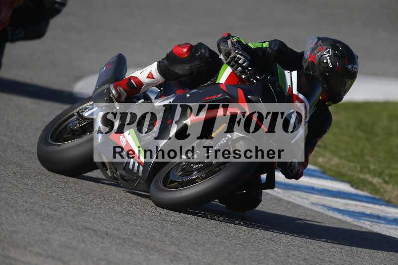 /Archiv-2024/02 29.01.-02.02.2024 Moto Center Thun Jerez/Gruppe gruen-green/641